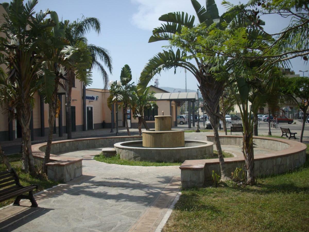 Hotel San Vincenzo Soverato Marina Buitenkant foto